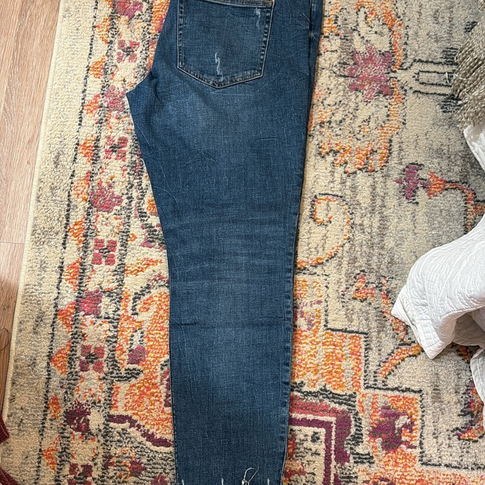 Women's Skinny Jeans in Dark Blue